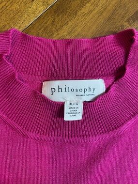 Philosophy Vibrant Fuchsia Ribbed Crewneck Soft Summer Sweater